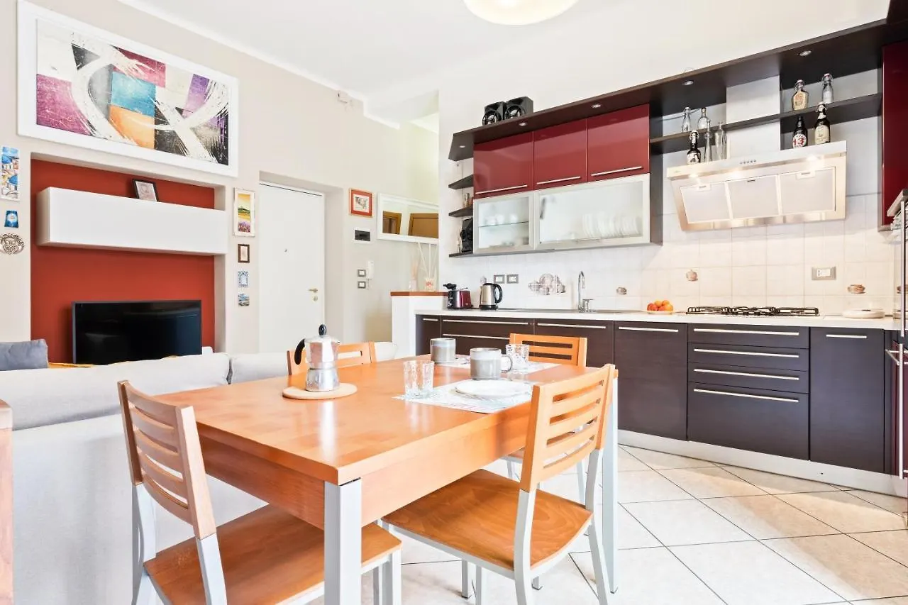 Giardino Vignoli Functional Apartment 博洛尼亚
