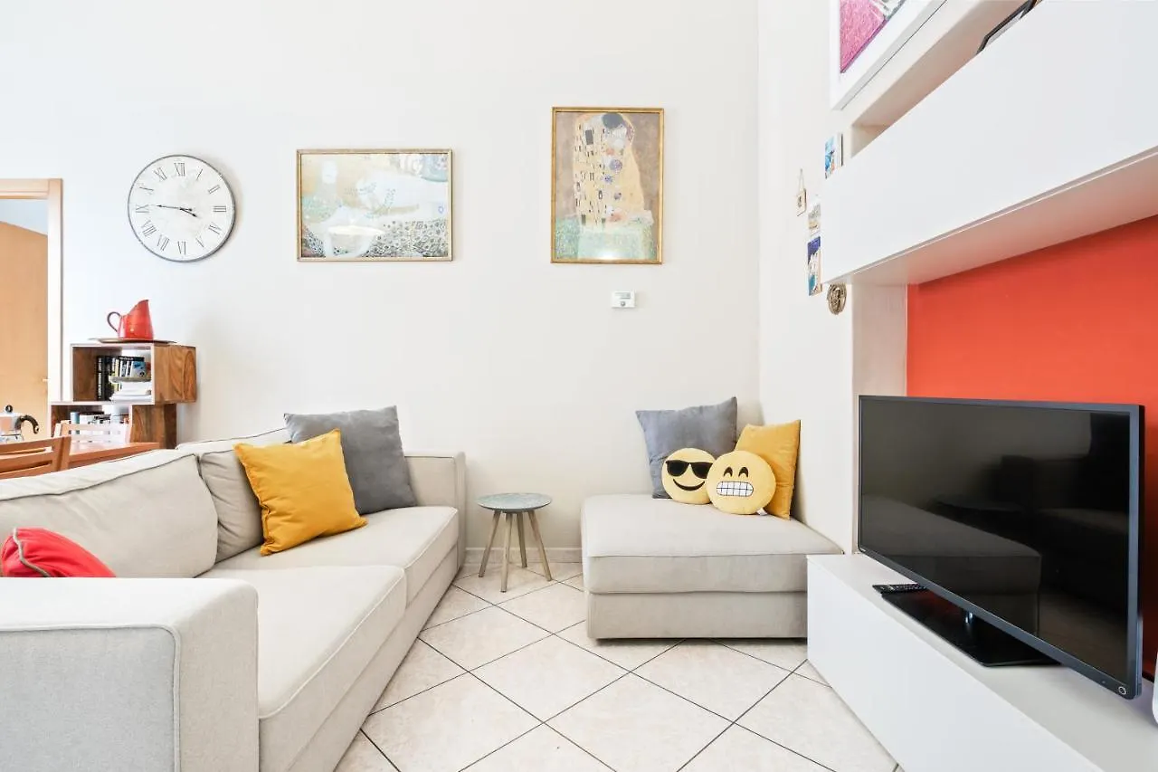 Giardino Vignoli Functional Apartment 博洛尼亚